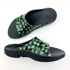 OOFOS OOAHH Limited Shamrocks